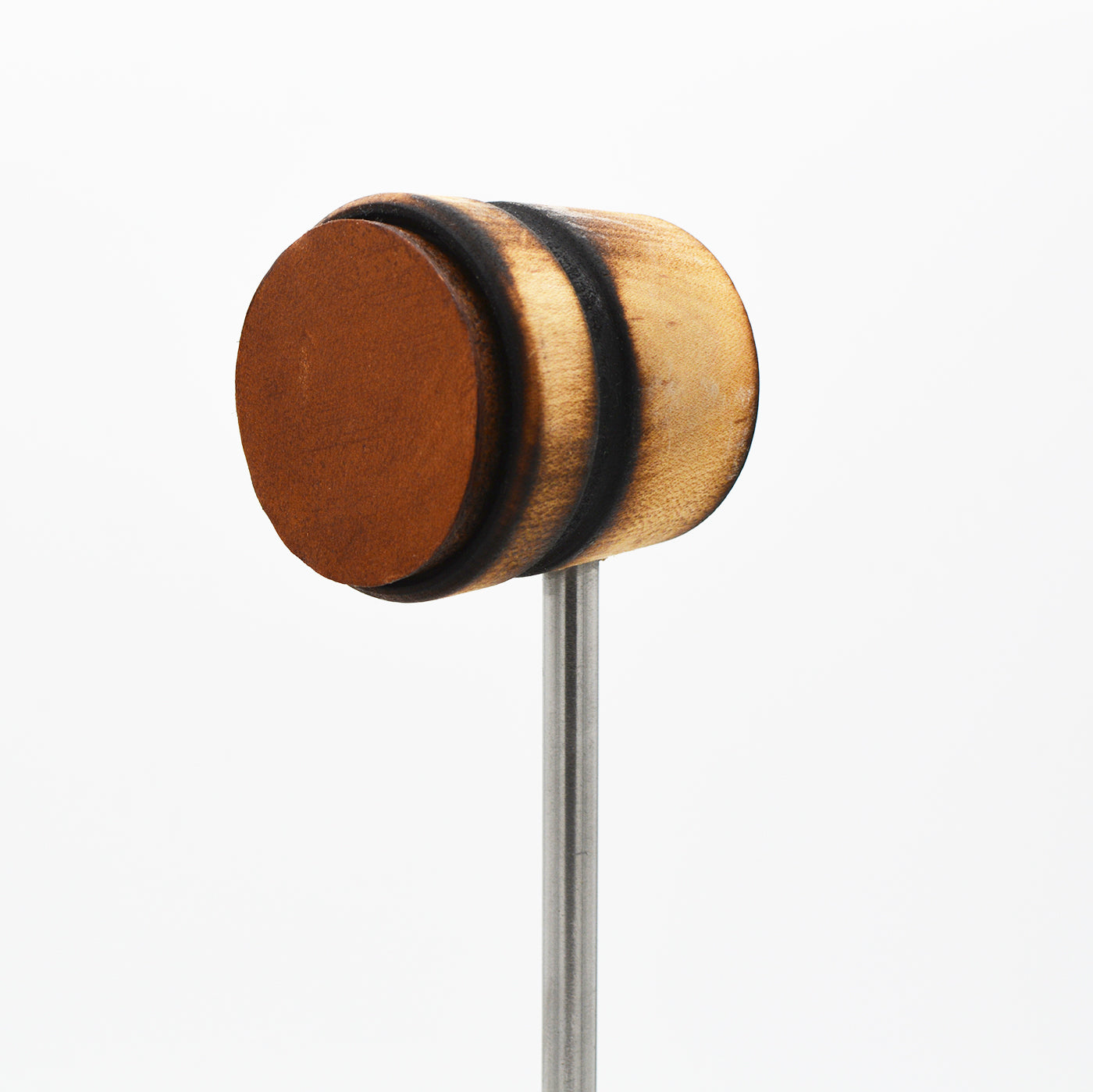 Baquetón de bombo Low Boy Custom Beaters ligero - natural, una raya negra, flameado - Demo