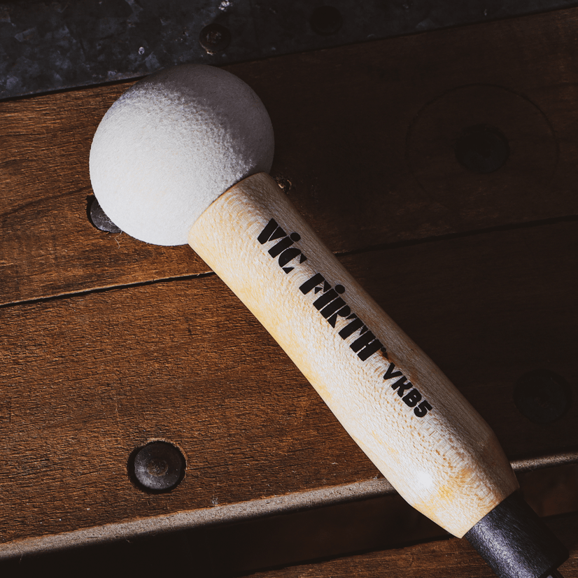 Baquetón de bombo Vic Firth VicKick VKB5 - varilla de madera